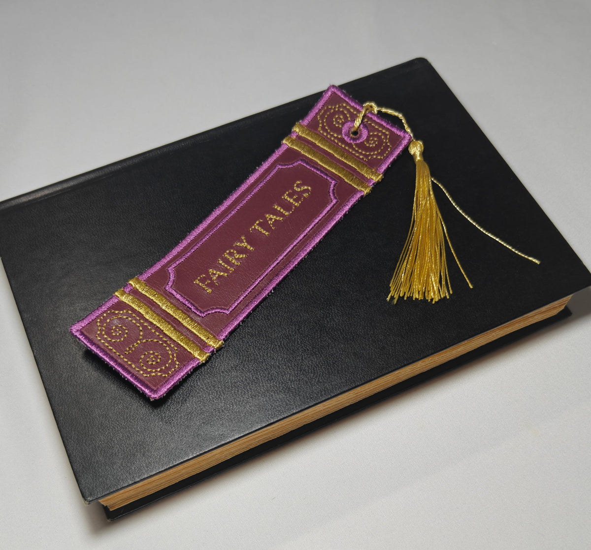 Faux Leather Bookend Bookmark