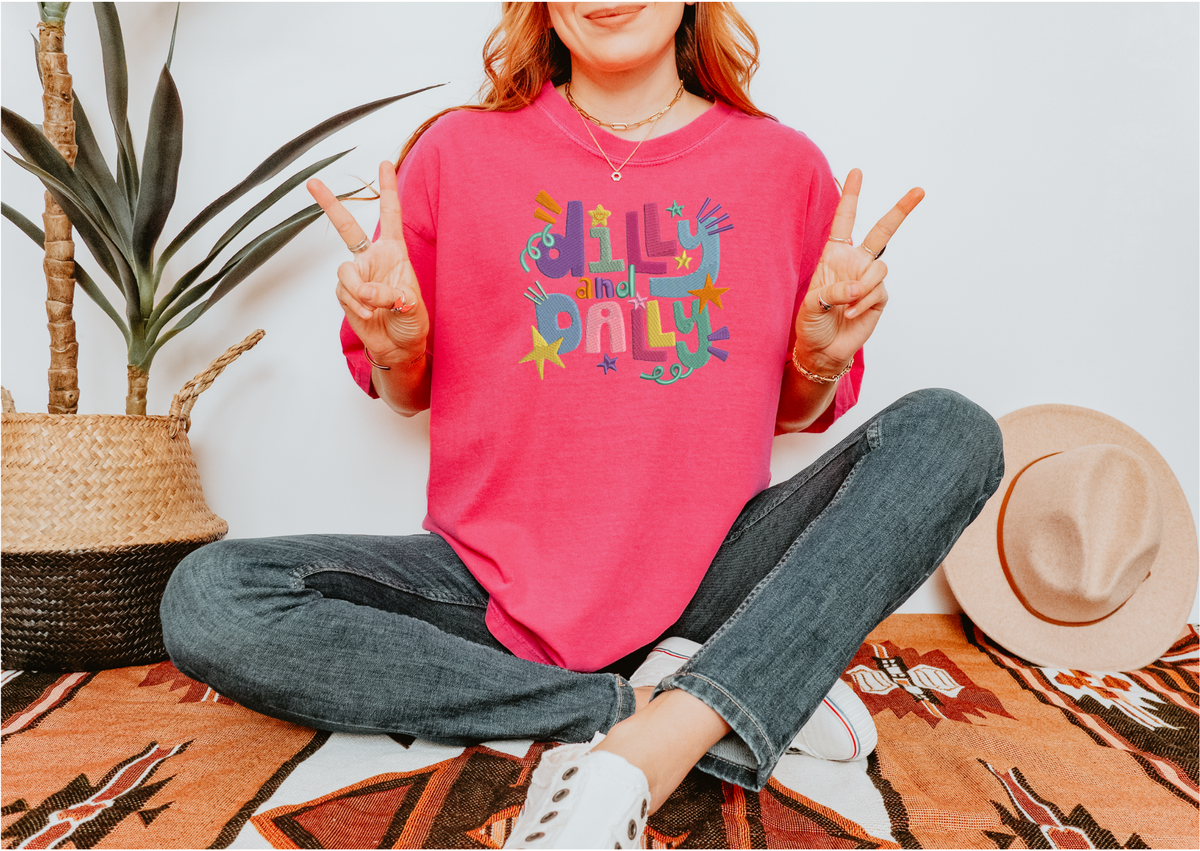 Dilly Dally Tee